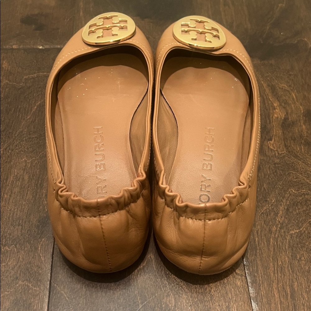 Tory Burch Claire Brown Leather Ballet Flats with Gold Emblem - Picture 3 of 6